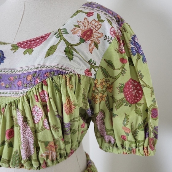 Floral skirt set peasant milk maid top knee length a-line full skirt blouse - Picture 6 of 16